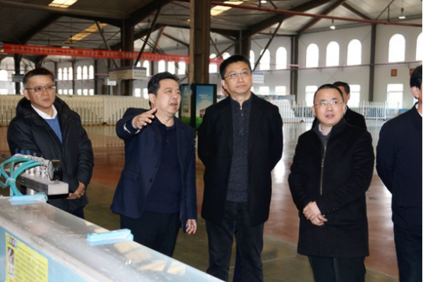 安徽省住房和城鄉(xiāng)建設(shè)廳黨組成員、副廳長(zhǎng)趙新澤到海螺考察調(diào)研 （對(duì)外發(fā)布）(1)698